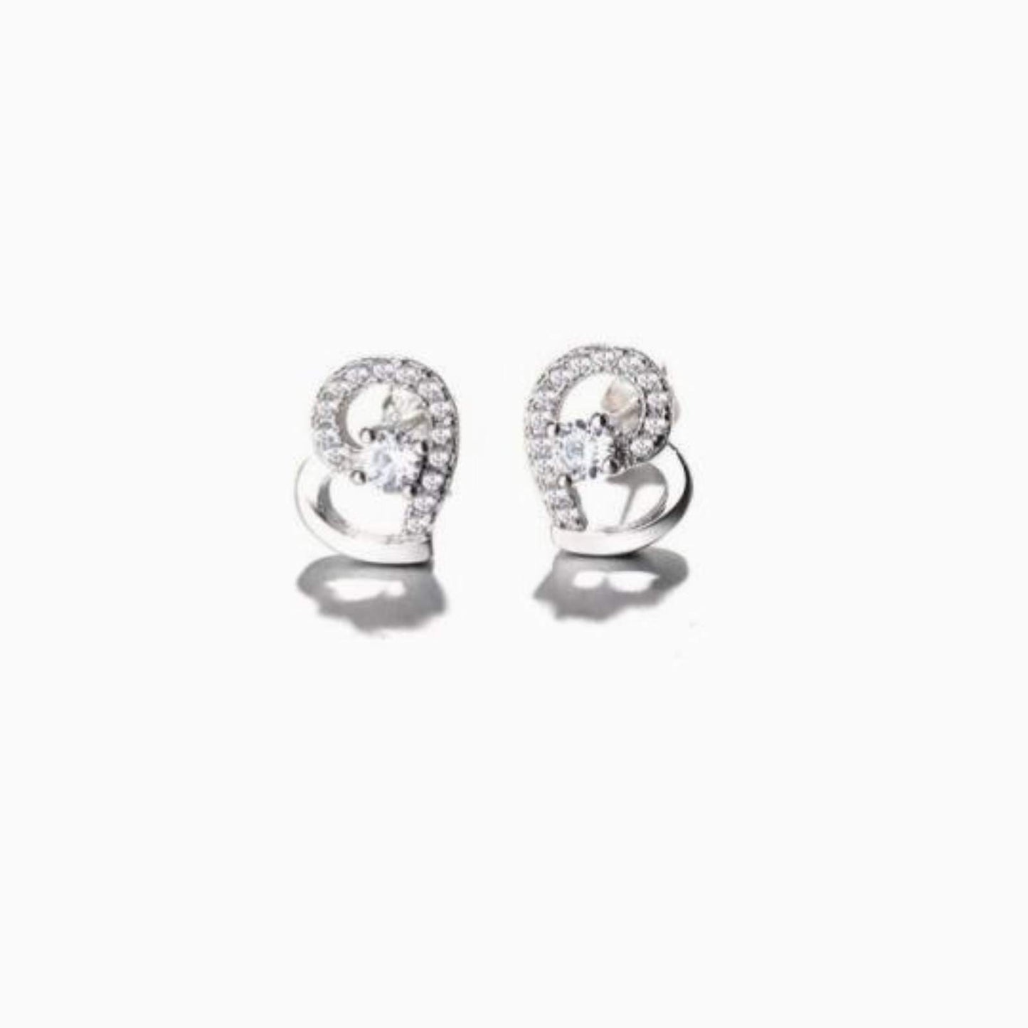 Suave Diamond Heart Earrings