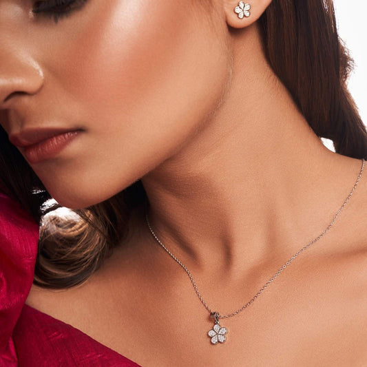 The Blossomy Diamond Necklace