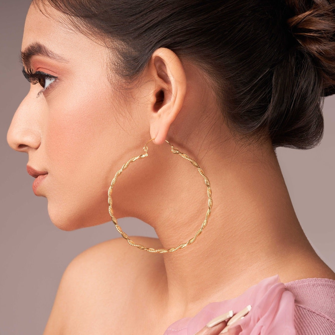 String Twisted Golden hoops